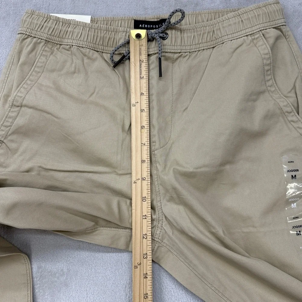 Aeropostale Mens Jogger Pants Size M Tan Khaki Elastic Waist Drawstring NWT